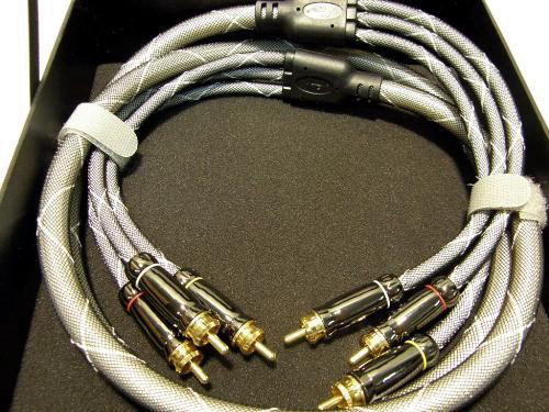 כבל 3RCA-3RCA מקצועי COMPOSITE 2M
