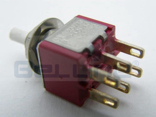 מפסק לחיצה רגעי 6P N.O / N.C + קליק