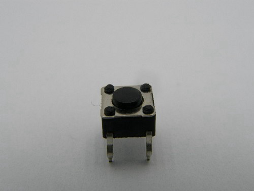 מפסק לחיצה רגעי 6X6 N.O מ