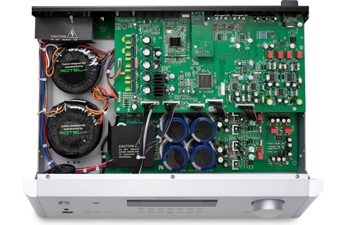 קדם מגבר מבית ROTEL  דגם RC-1590MKII