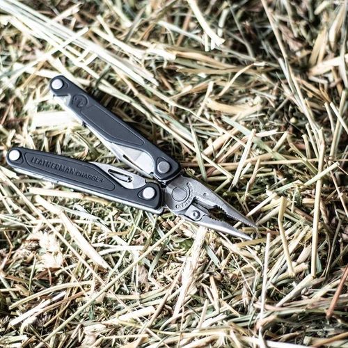 פלייר רב תכליתי Leatherman charge PLUS