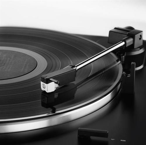 ‏פטיפון Audio Technica AT-LP60XBT אודיו טכניקה
