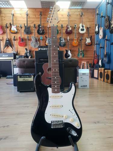 גיטרה חשמלית Fender Stratocaster Japan SSS 1994/5