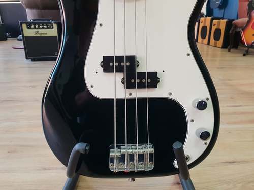 Fender Precision Bass Japan 1993