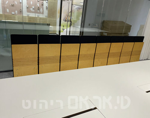 כסאות-JumpSeat-חדר ישיבות גוגל תל אביב