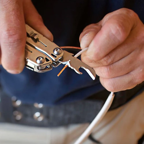 פלייר רב תכליתי Leatherman WINGMAN לדרמן 