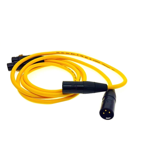 כבל אודיו XLR בארוך 1 מטרים מבית VAN DEN HUL דגם D 102 MK III
