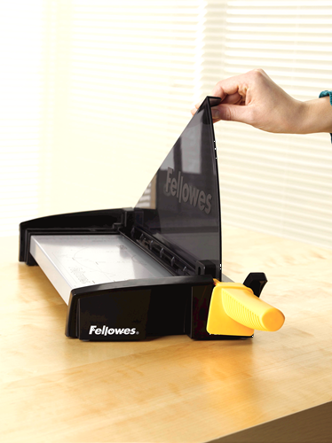 גיליוטינה סכין עד 10 דף FUSION A4 Fellowes