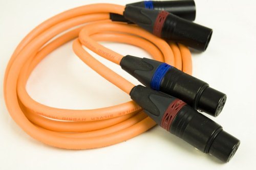 כבל אודיו XLR באורך 0.8 מטרים מבית VAN DEN HUL דגם Jubilee silver