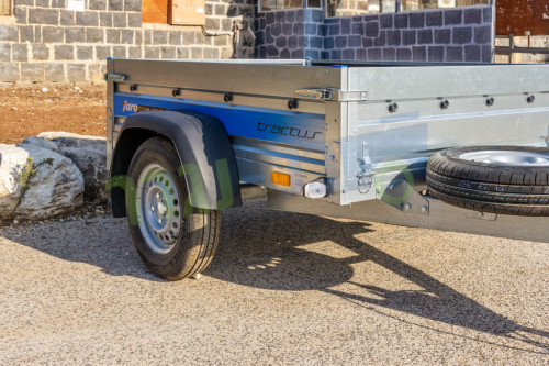 נגרר פתוח 1.6X1.25 למשקל 600 ק