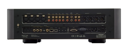 קדם מגבר מבית ROTEL מסדרת הדגל Michi דגם P5