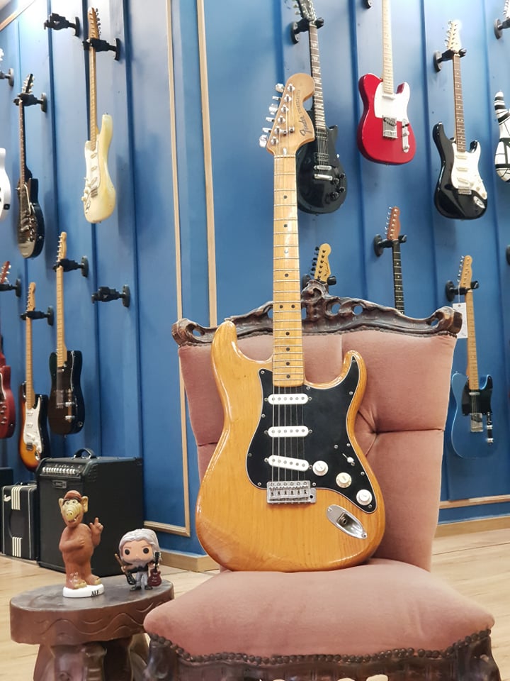 גיטרה חשמלית Fender Stratocaster ORIGINAL 1976