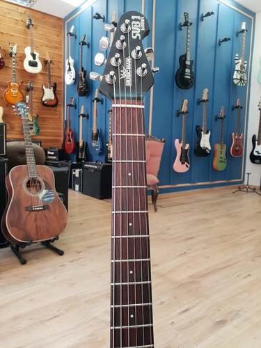 Music Man SUB 1 USA 2004