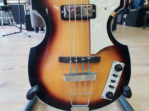 Vintage VVB4SB ReIssued Violin