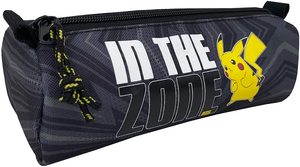 קלמר עם חלל אחסון גדול וכיתוב IN THE ZONE ודמות פיקאצ