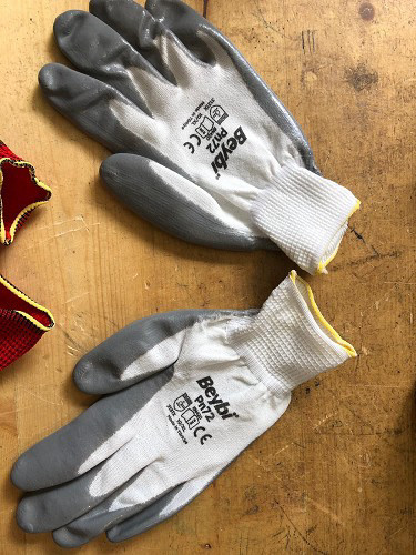 כפפות עבודה BEYBI אפור לבן לבלוקים Pn72