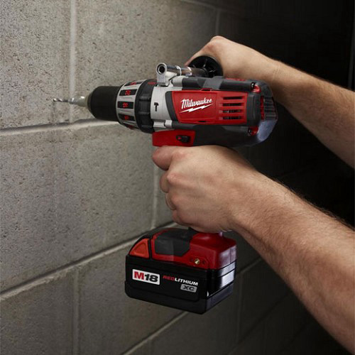 מברגה/מקדחה רוטטת 18V קומפקטית נטענת כולל 2 סוללות 4A