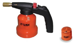 מלחם למיכל חד פעמי ללא הצתה