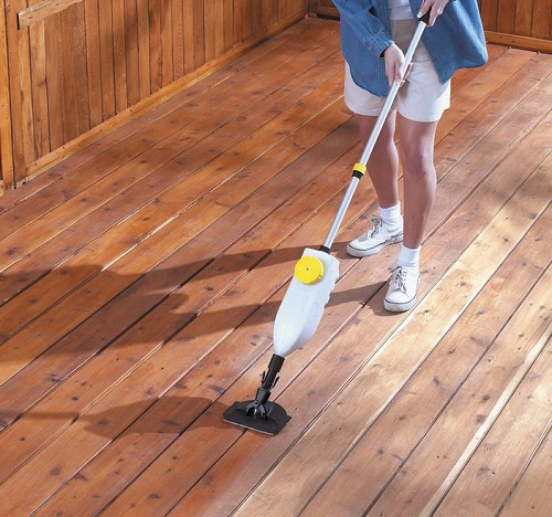 אביזר מיוחד לצביעת דקים ומשטחים כולל מיכל DECKMATE