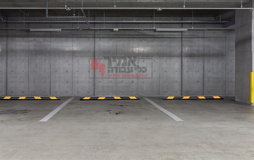 מעצור חניה מגומי 1.80 מ' תוצרת אירופה USTUN