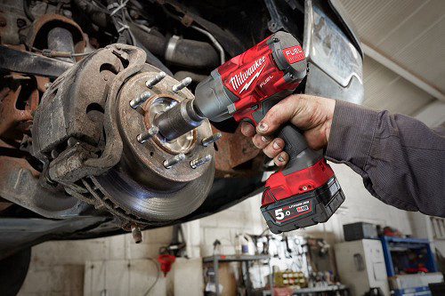 מפתח אימפקט 1/2 FUEL 18V לעומס גבוה נטענת כולל 2 סוללות 9A