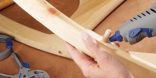 אקדח דבק חם 940 דרמל