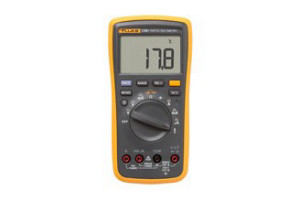 Fluke 17B + מודד דיגיטלי