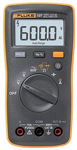 Fluke 107 מודד דיגיטלי CAT III בגודל כף יד