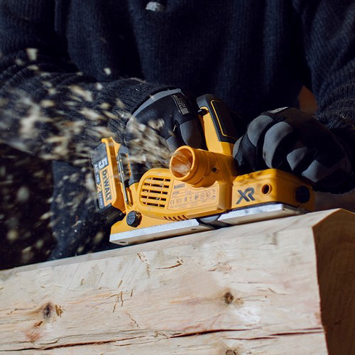 מקצוע עץ DeWalt נטען 5Ah 18V