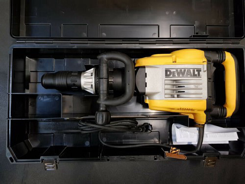 פטיש חציבה 1550W DeWalt