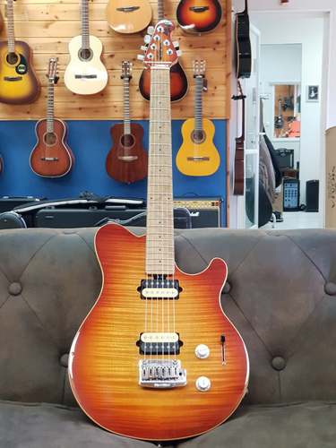 Music Man Axis Super Sport 2002