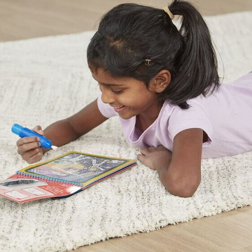 חוברת טוש מים- חלל MELISSA&DOUG