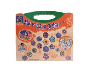 מזוודת יופי של מגנטים