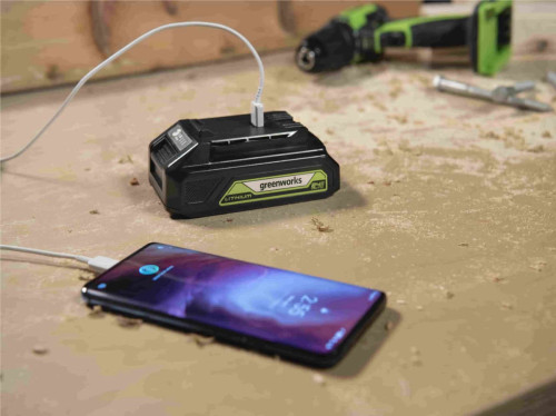 סוללת ליתיום GREENWORKS 24V 5.0Ah דגם 99588-1 עם יציאת USB ומחוון טעינה דיגיטלי