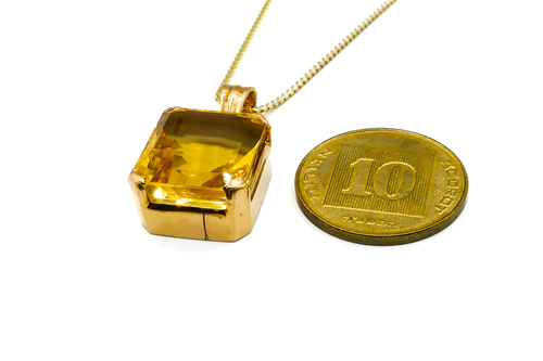 תליון ענתיקה טופז
