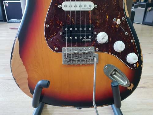 Vintage V6H Icon Tobacco Sunburst