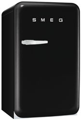 מקרר בר ביתי בעיצוב רטרו צבע שחור סמג SMEG דגם: FAB10HRNE