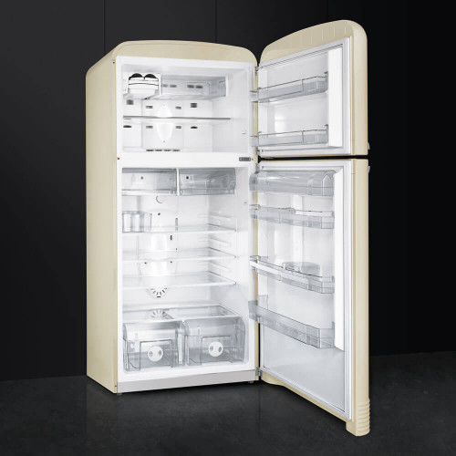 מקרר משולב מקפיא עליון רטרו מבית סמג SMEG דגם: FAB50P