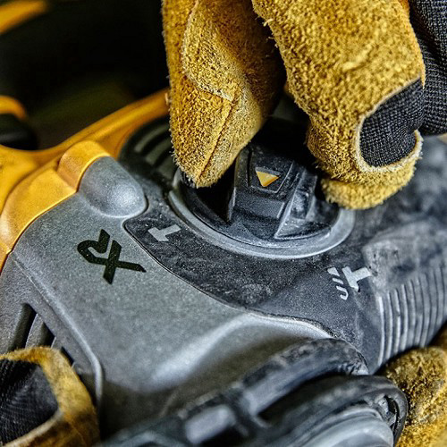 פטישון DeWalt נטען 5Ah 18V