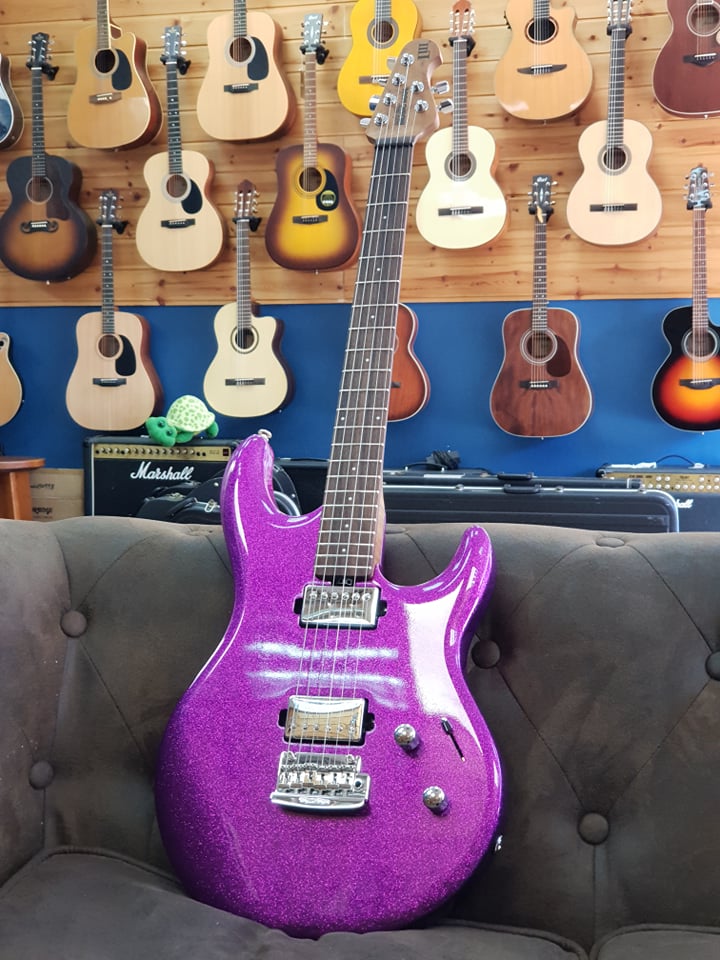 Music Man Luke III 2021
