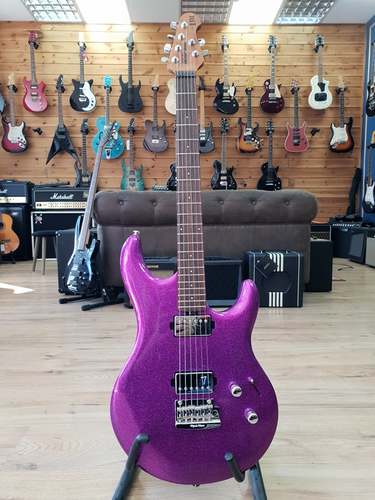 Music Man Luke III 2021
