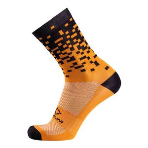 גרבי רכיבה COLOR SOCKS פוליאמיד כתום-שחור פלורסנטי קייציים מנדפים