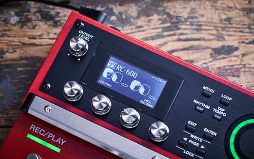 זוית נוספת BOSS RC-600 Loop station