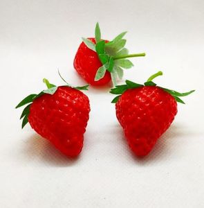תותים מפלסטיק ליצירה 10 יחידות