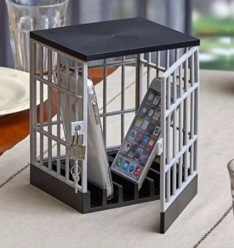 כלוב לסמארטפונים Smartphone Jail