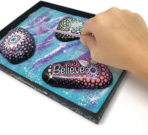 ערכת יצירה נבולוס להכנת גינת אבנים קסומה הכוללת אבנים טבעיות ומגוון צבעים ומדבקות זוהרות 