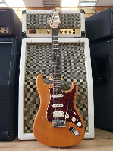 Fender Stratocaster Deluxe 2011