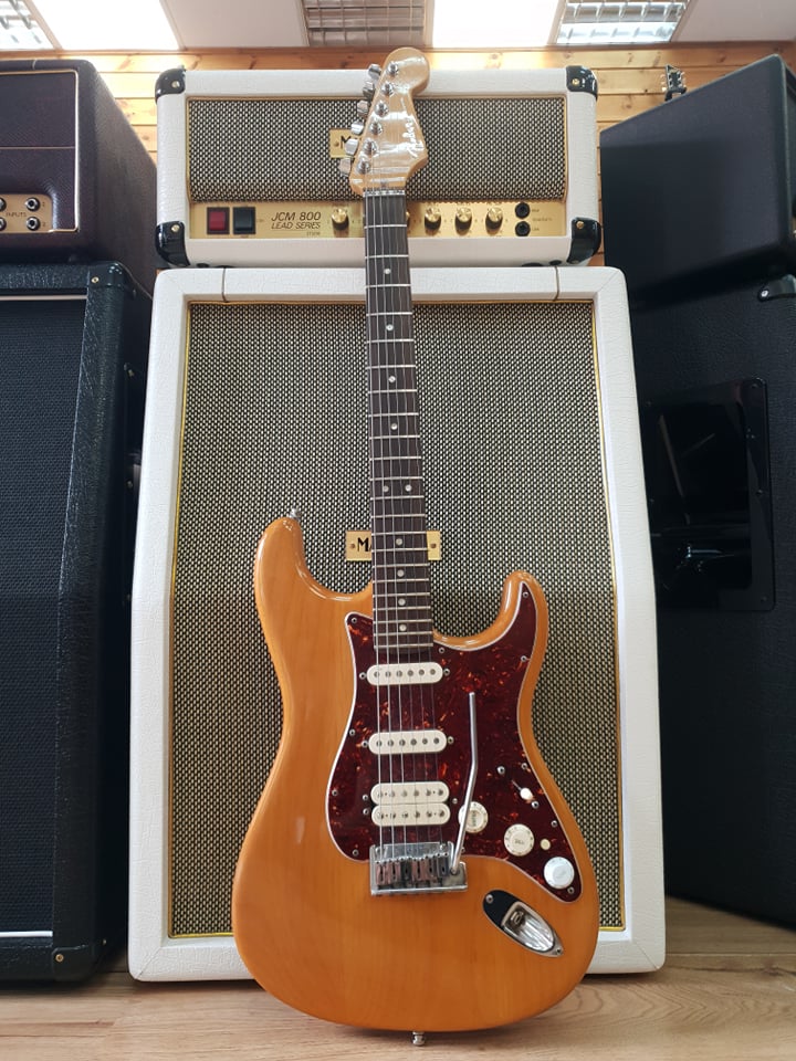 Fender Stratocaster Deluxe 2011