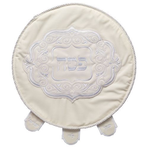 כיסוי פסח קטיפה לבנה עם ריקמה ואבנים 45 ס