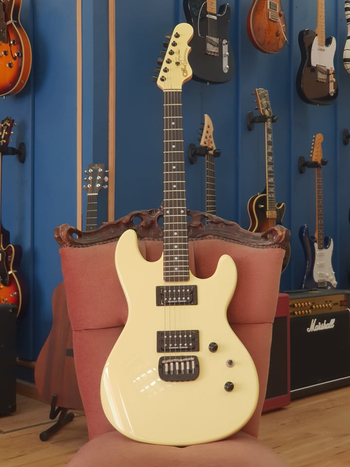 G&L USA Custom Shop Superhawk Jerry Cantrell Signature
